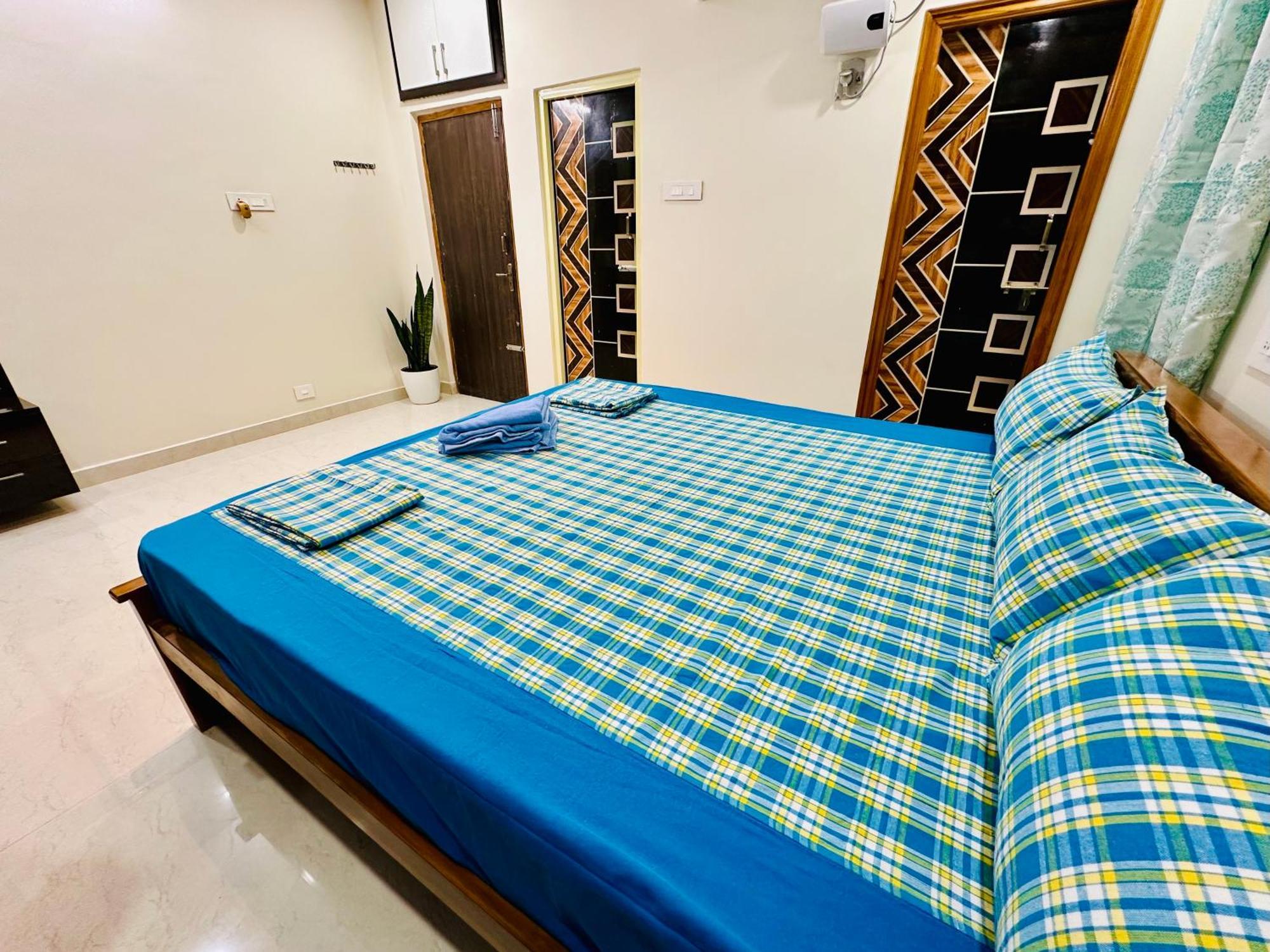 Truelife - 3Bhk Family Suites - Ps4 Pure Veg Restaurant On The Way To Balaji Temple - 2500 Sft Large Signature Apartment - Modular Kitchen - Super Fast Wifi, Smart Tv, 250 Jio Channels - Parking - Easy Access To All Temples - Top Service With Lots Of Тирупати Екстериор снимка