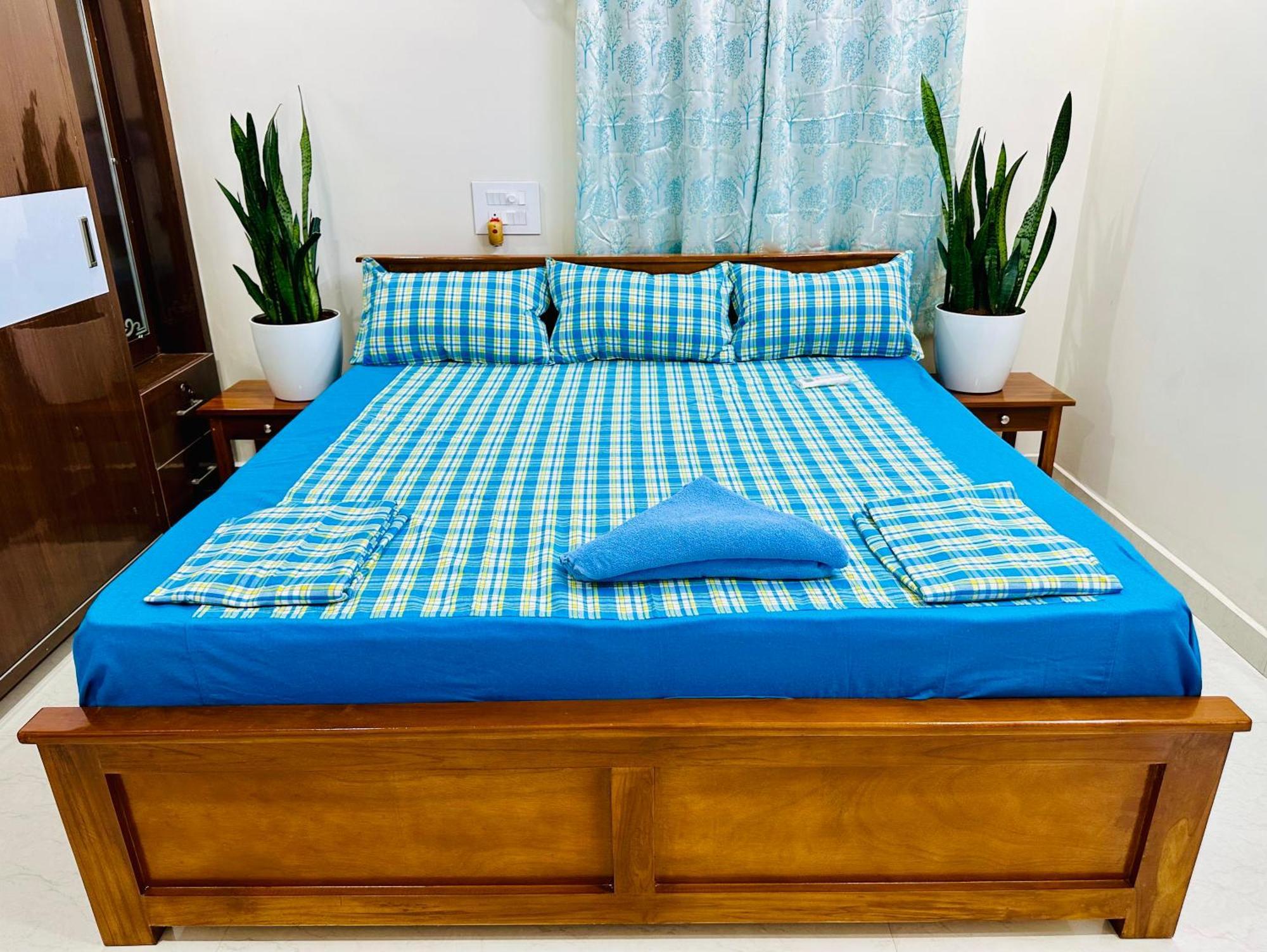 Truelife - 3Bhk Family Suites - Ps4 Pure Veg Restaurant On The Way To Balaji Temple - 2500 Sft Large Signature Apartment - Modular Kitchen - Super Fast Wifi, Smart Tv, 250 Jio Channels - Parking - Easy Access To All Temples - Top Service With Lots Of Тирупати Екстериор снимка