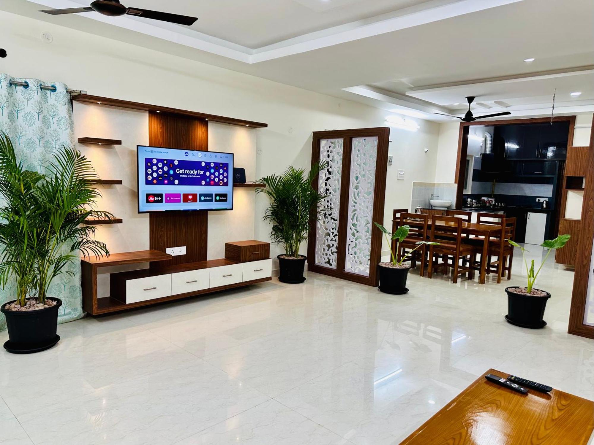 Truelife - 3Bhk Family Suites - Ps4 Pure Veg Restaurant On The Way To Balaji Temple - 2500 Sft Large Signature Apartment - Modular Kitchen - Super Fast Wifi, Smart Tv, 250 Jio Channels - Parking - Easy Access To All Temples - Top Service With Lots Of Тирупати Екстериор снимка